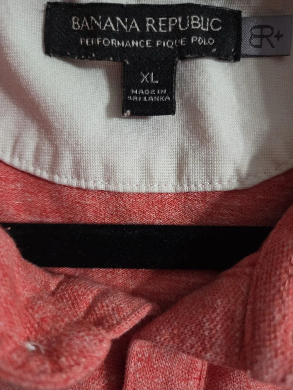 Banana Republic Men's Coral Heather Performance Pique Polo Shirt.  XL